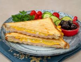 Kaşarlı Yumurtalı Tost
